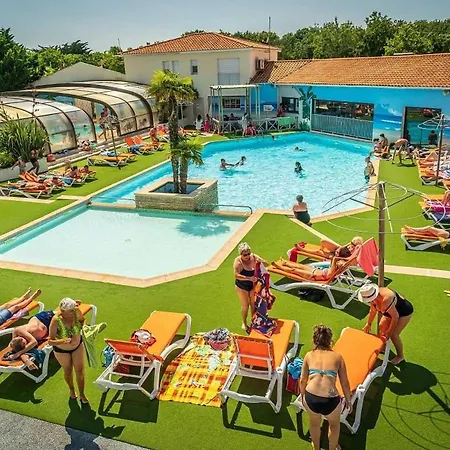 4 Etoiles - Parc Aquatique - Eei0fi Campingplatz