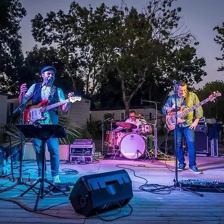 Campsite 4 Etoiles - Parc Aquatique - Eei0fi