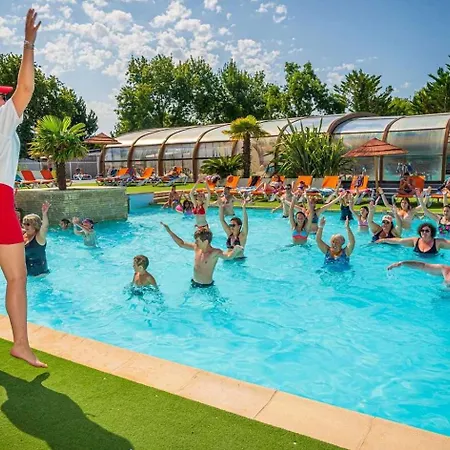 Camping 4 étoiles - Parc Aquatique - Eei0fi *