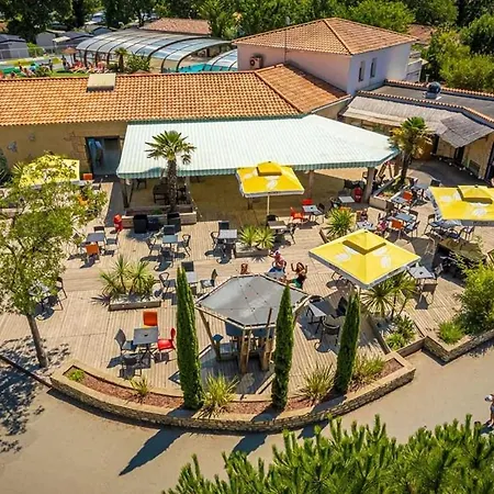 Camping 4 étoiles - Parc Aquatique - Eei0fi Saint-Georges-d'Oleron