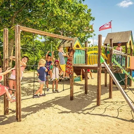 4 étoiles - Parc Aquatique - Eei0fi Camping *